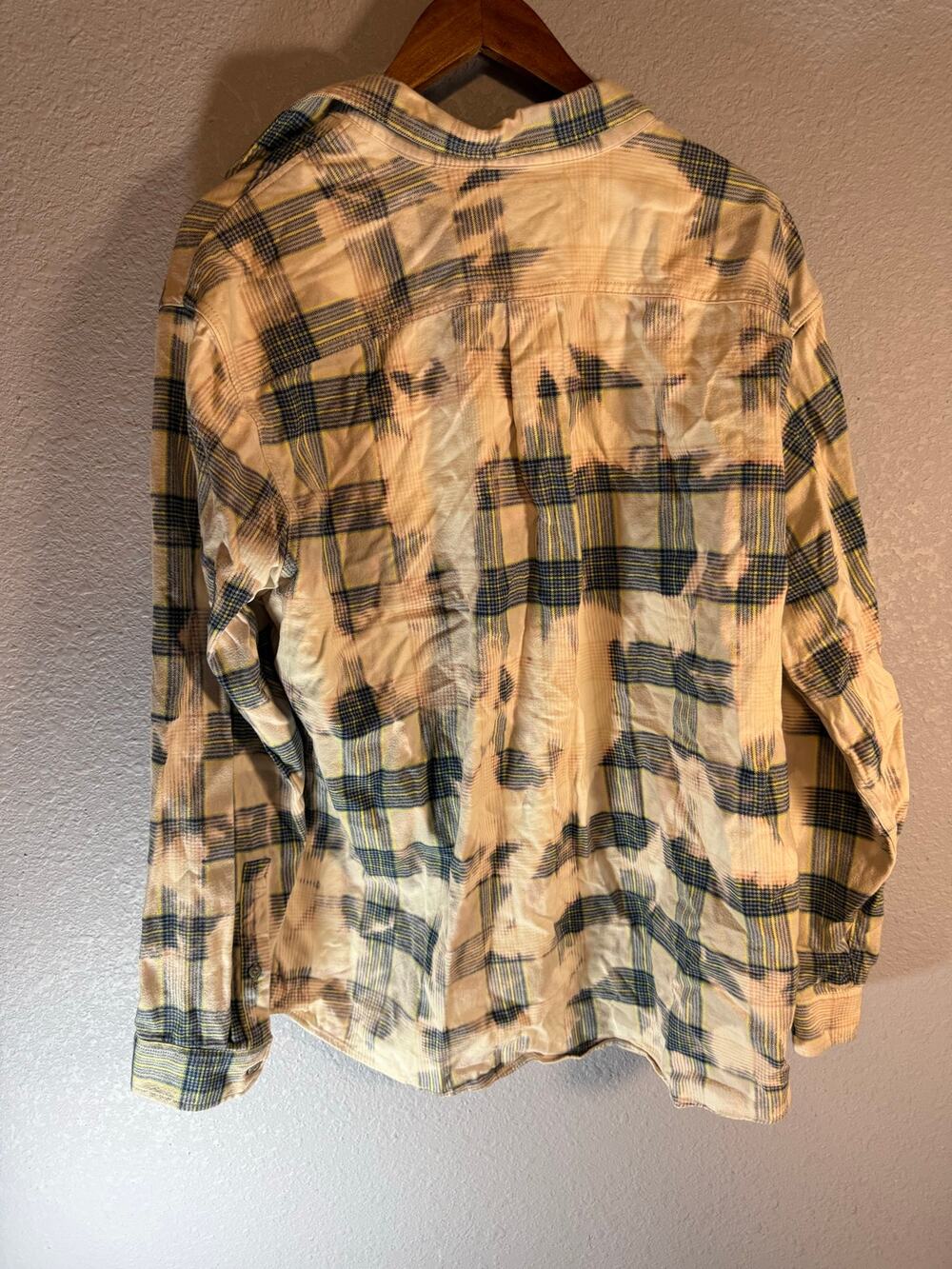 Eddie Bauer Women’s XL Relaxed Fit Plaid Flannel Button Down Shirt Pastel